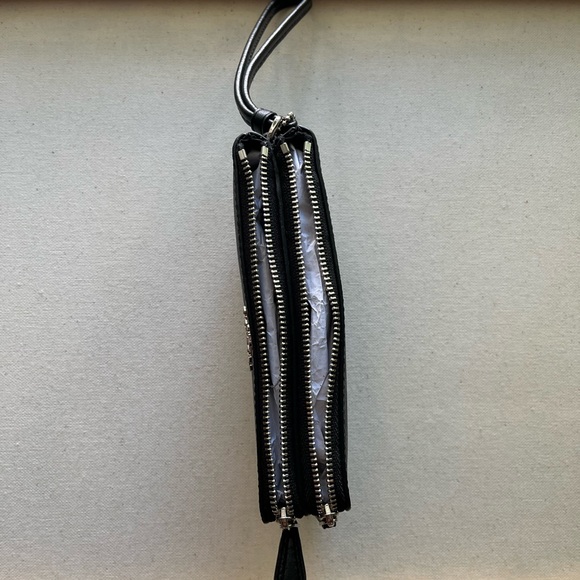 BNWT Coach double zip wristlet - Picture 4 of 7